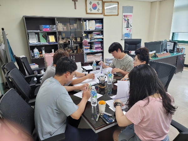 24-2학기 비전임교원 신규임용 단과대학 교원심사평가위원회 개최 대표이미지